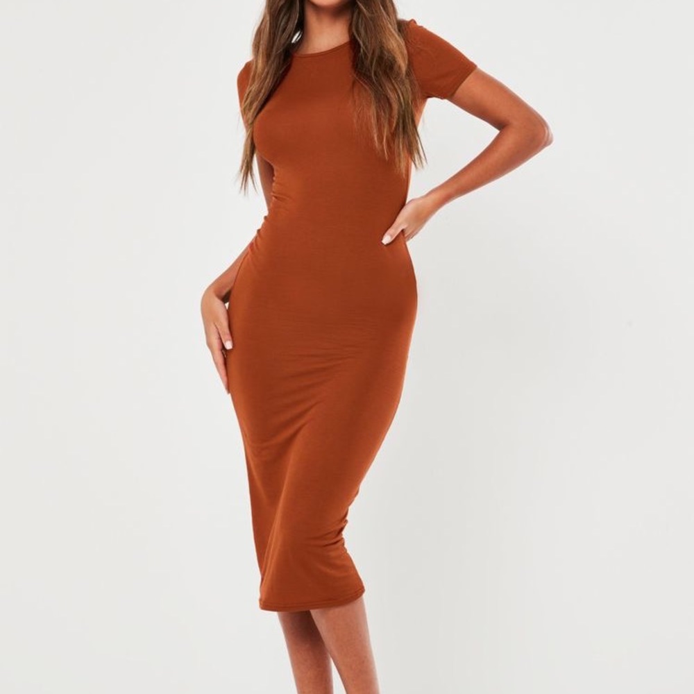 Crew Neck Short Sleeve Midi Dress